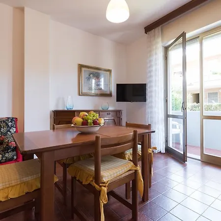 Apartment Comfort House Marina di Massa